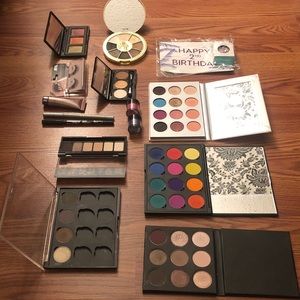 Eyeshadow Palette & Eye Makeup Bundle